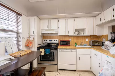 3531 Inverrary Dr #108, Lauderhill, FL 33319