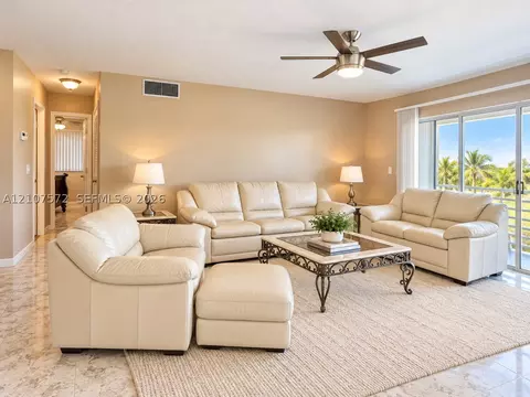 1425 Atlantic Shores Blvd #501, Hallandale Beach, FL 33009