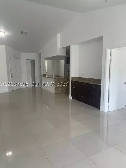 Living - Undisclosed, Hialeah, FL 33015 photo 2 of 3