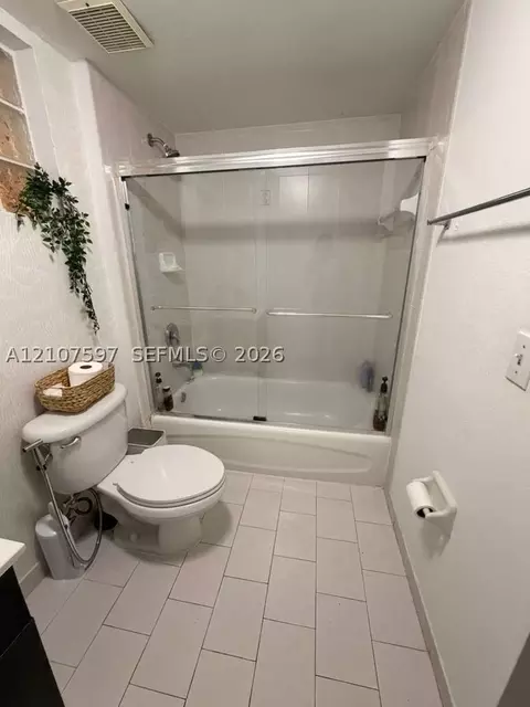 650 Palm Ave #2-A3, Hialeah, FL 33010 photo 8