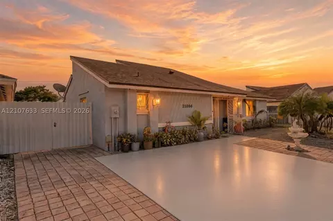 21056 SW 124th Ave Rd, Miami, FL 33177