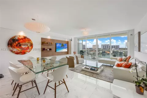 400 Sunny Isles Blvd #704, Sunny Isles Beach, FL 33160
