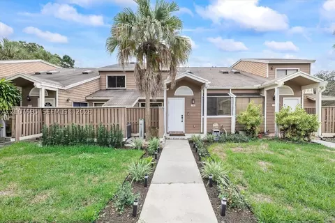 7198 Sportsmans Dr, North Lauderdale, FL 33068