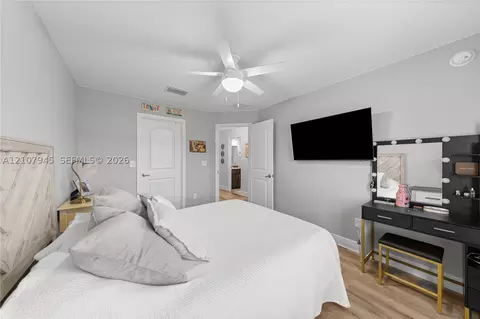 Bedroom - 4160 SW 100 St, Ocala, FL 34476 photo 6 of 8