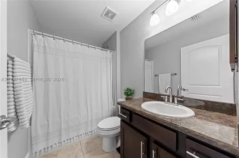 Bath - 4160 SW 100 St, Ocala, FL 34476 photo 2 of 2