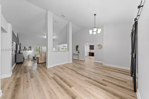 Entry Way - 4160 SW 100 St, Ocala, FL 34476 photo 2 of 18