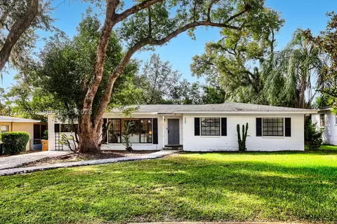 309 Deer Park Ave, Tampa, FL 33617