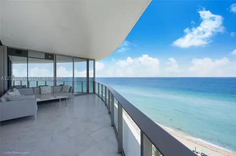 15701 Collins Ave #902, Sunny Isles Beach, FL 33160