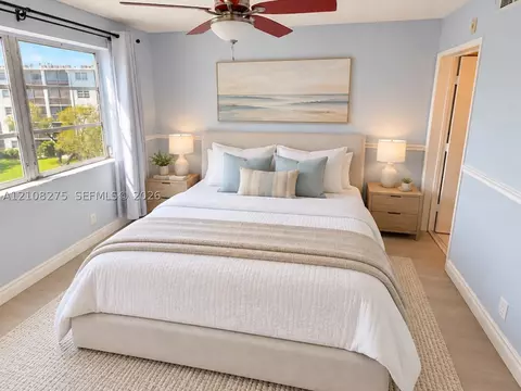 2226 N Cypress Bend Dr #409, Pompano Beach, FL 33069