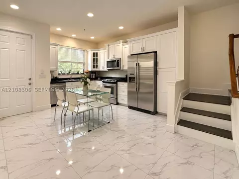 12661 NW 32nd Pl, Sunrise, FL 33323