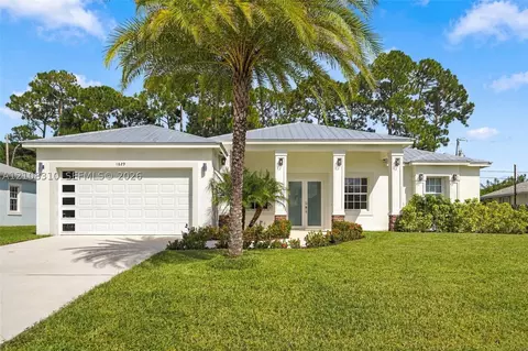 1829 SW Certosa Rd, Port Saint Lucie, FL 34953