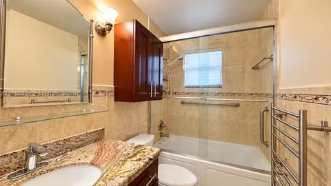 Bath - 7931 W 6th Ave, Hialeah, FL 33014 photo 1 of 2