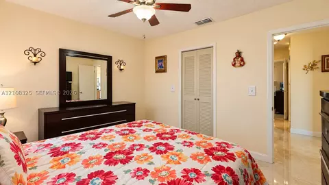 Bedroom - 7931 W 6th Ave, Hialeah, FL 33014 photo 5 of 5