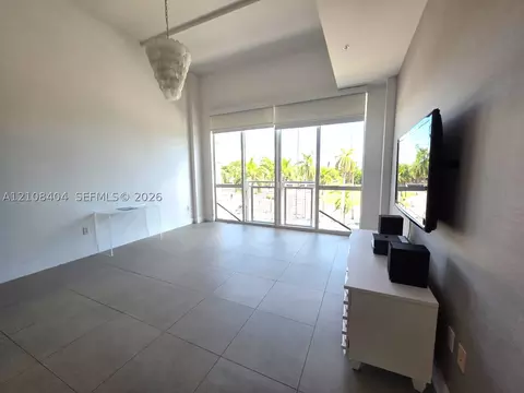 244 Biscayne Blvd #337, Miami, FL 33132