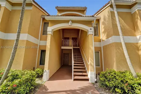 2300 NW 33rd St #911, Oakland Park, FL 33309