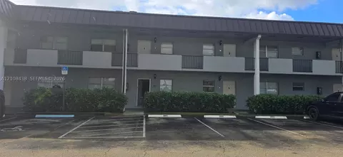 7320 NW 85th Ct #102, Tamarac, FL 33321