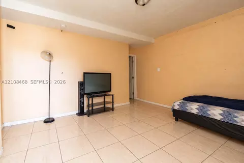 19740 NW 6th Pl, Miami Gardens, FL 33169
