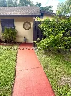 Undisclosed, Hollywood, FL 33024