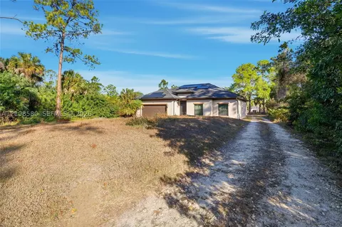 Exterior - 2363 NE 20 Th Ave, Naples, FL 34120 photo 2 of 3