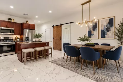 Dining - 2363 NE 20 Th Ave, Naples, FL 34120 photo 1 of 1