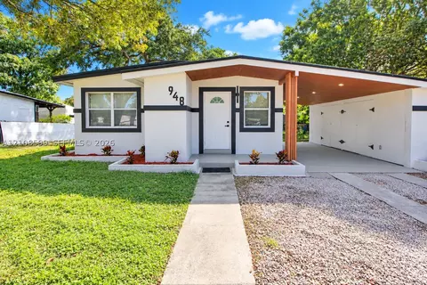 948 NW 14th Ct, Fort Lauderdale, FL 33311