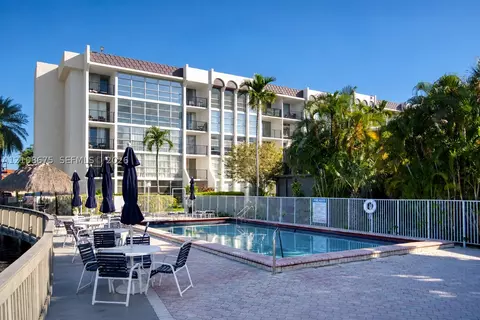 2001 Atlantic Shores Blvd #407, Hallandale Beach, FL 33009