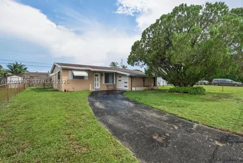 531 N 70th Way, Hollywood, FL 33024