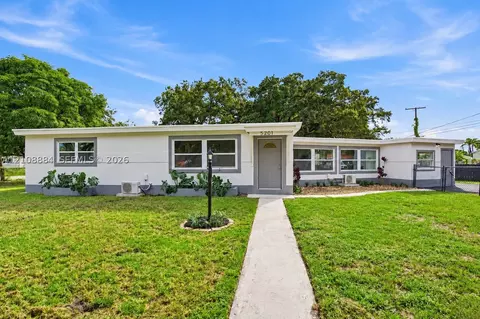 5201 SW 28th Ter, Fort Lauderdale, FL 33312