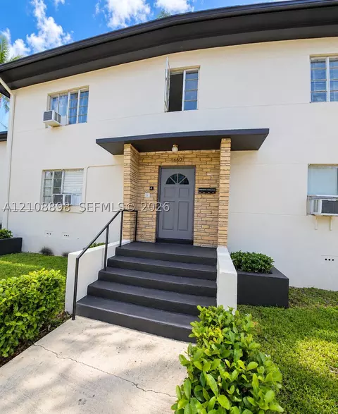 8300 Crespi Blvd #3, Miami Beach, FL 33141