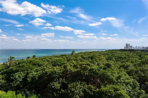 8701 Collins Ave #606, Miami Beach, FL 33154