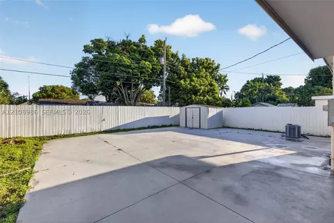 Exterior - Undisclosed, Hialeah, FL 33012 photo 4 of 4