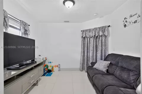 Other - Undisclosed, Hialeah, FL 33012 photo 6 of 12