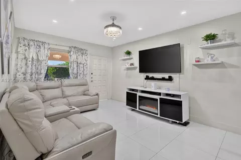 Other - Undisclosed, Hialeah, FL 33012 photo 4 of 12