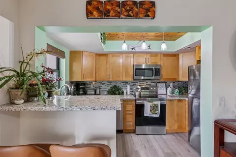701 NW 19th St #300, Fort Lauderdale, FL 33311