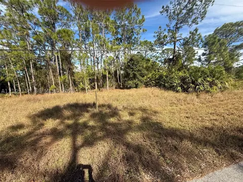 511 Addison St E, Lehigh Acres, FL 33974 photo 3