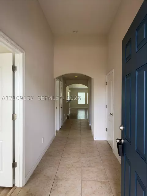 Entry Way - 10930 Inside Loop, Orlando, FL 32825 photo 1 of 2