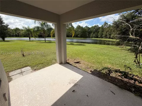 Exterior - 10930 Inside Loop, Orlando, FL 32825 photo 5 of 5