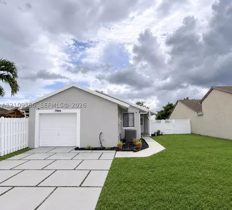 1160 SW 110th Ave, Pembroke Pines, FL 33025