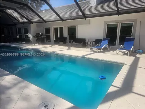 4 Alford Ct, Palm Beach Gardens, FL 33418
