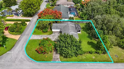 27541 SW 167th Ct, Homestead, FL 33031