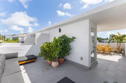 928 Pennsylvania Ave #5, Miami Beach, FL 33139