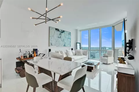 851 NE 1st Ave #3506, Miami, FL 33132