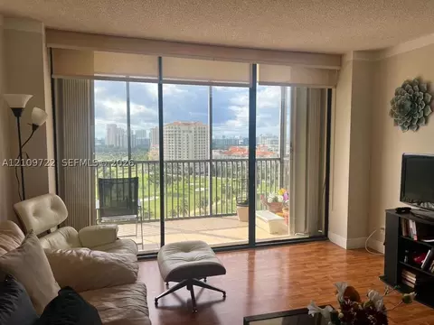 20379 W Country Club Dr #1637, Aventura, FL 33180