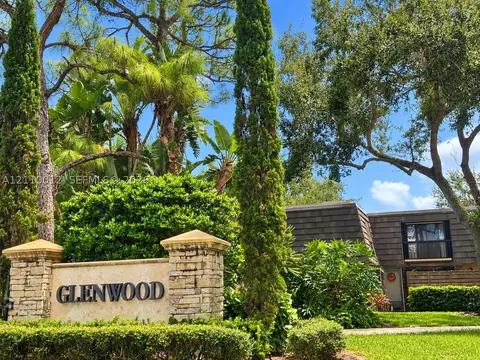 1601 16th Ter, Palm Beach Gardens, FL 33418