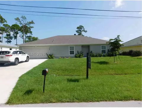 1743 SW Bellevue Ave, Port Saint Lucie, FL 34953