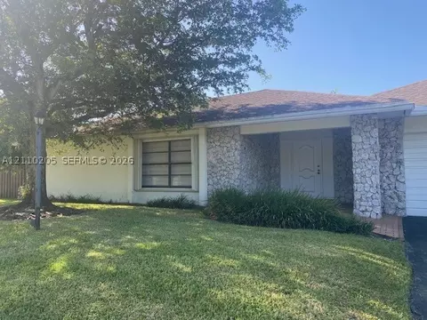 11540 SW 96th Ter, Miami, FL 33176