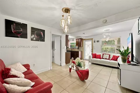 Other - 419 SE 3rd St, Hialeah, FL 33010 photo 1 of 8