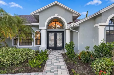 3401 SW San Benito St, Port Saint Lucie, FL 34953