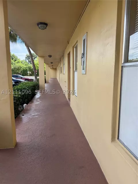 5901 NW 61st Ave #111, Tamarac, FL 33319