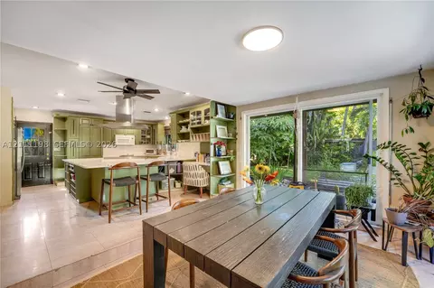1615 NW 127th St, North Miami, FL 33167
